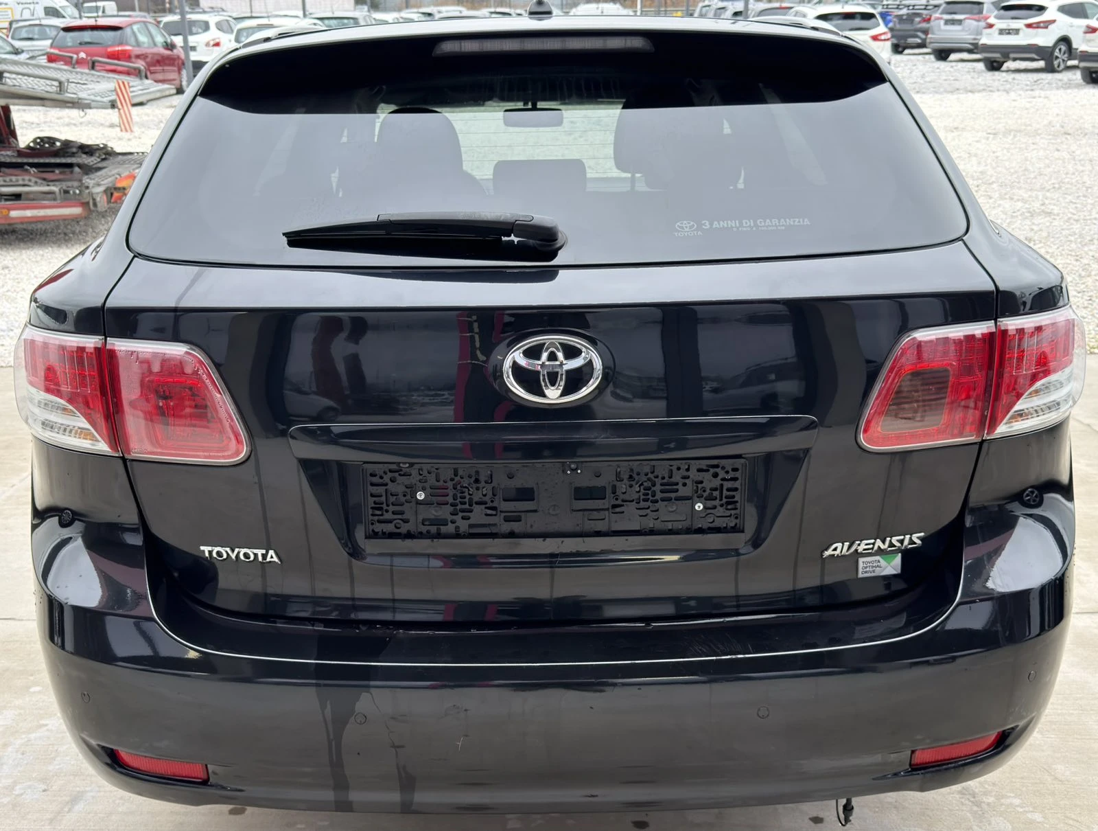 Toyota Avensis 2.2 D-4D EURO5A - изображение 6