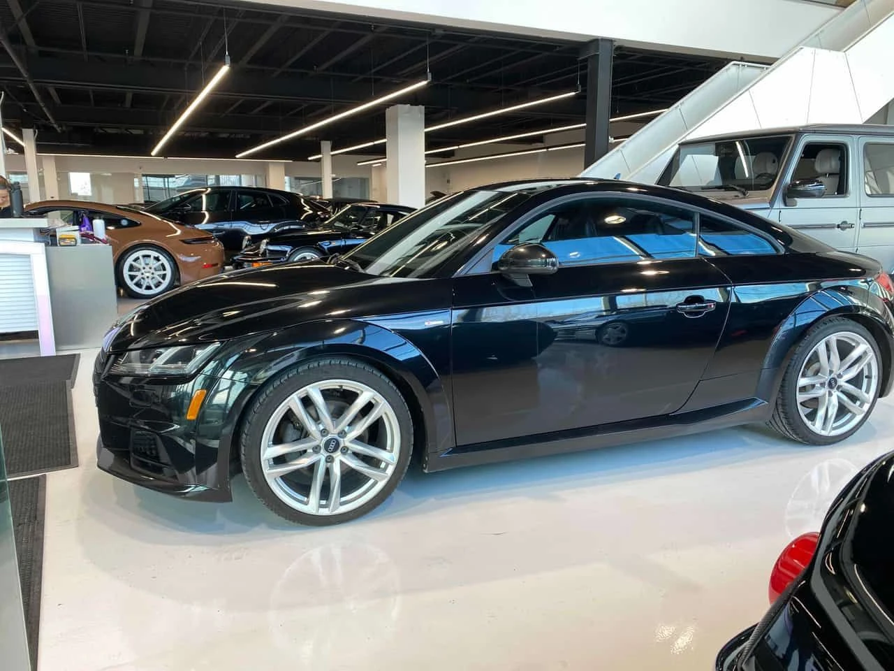 Audi Tt * 2.0T * CARFAX * ЦЕНА ДО БГ - изображение 2