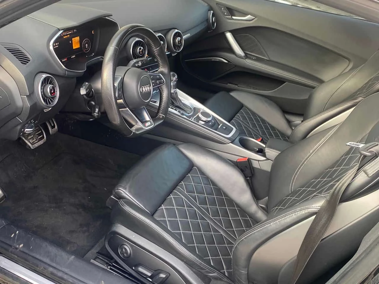 Audi Tt * 2.0T * CARFAX * ЦЕНА ДО БГ - изображение 5