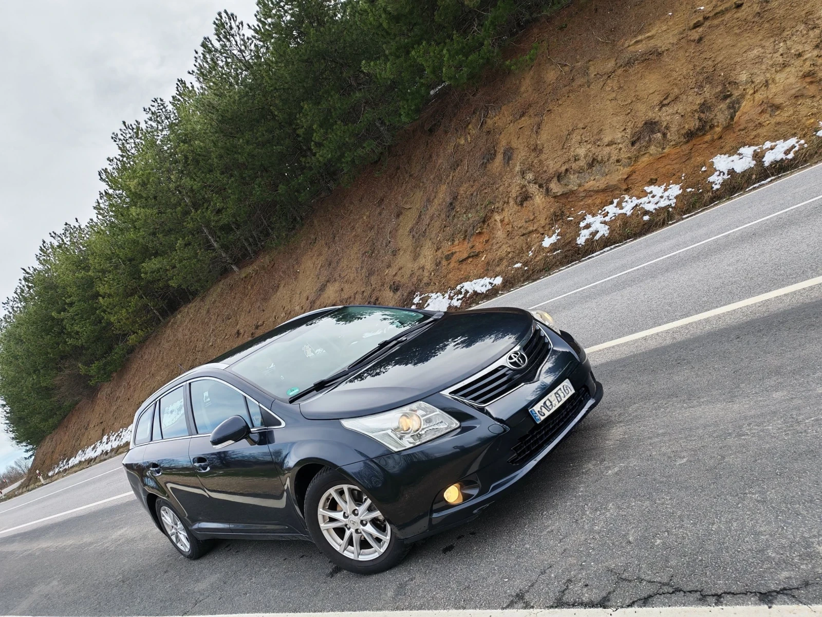 Toyota Avensis, снимка 3 - Автомобили и джипове - 53957290