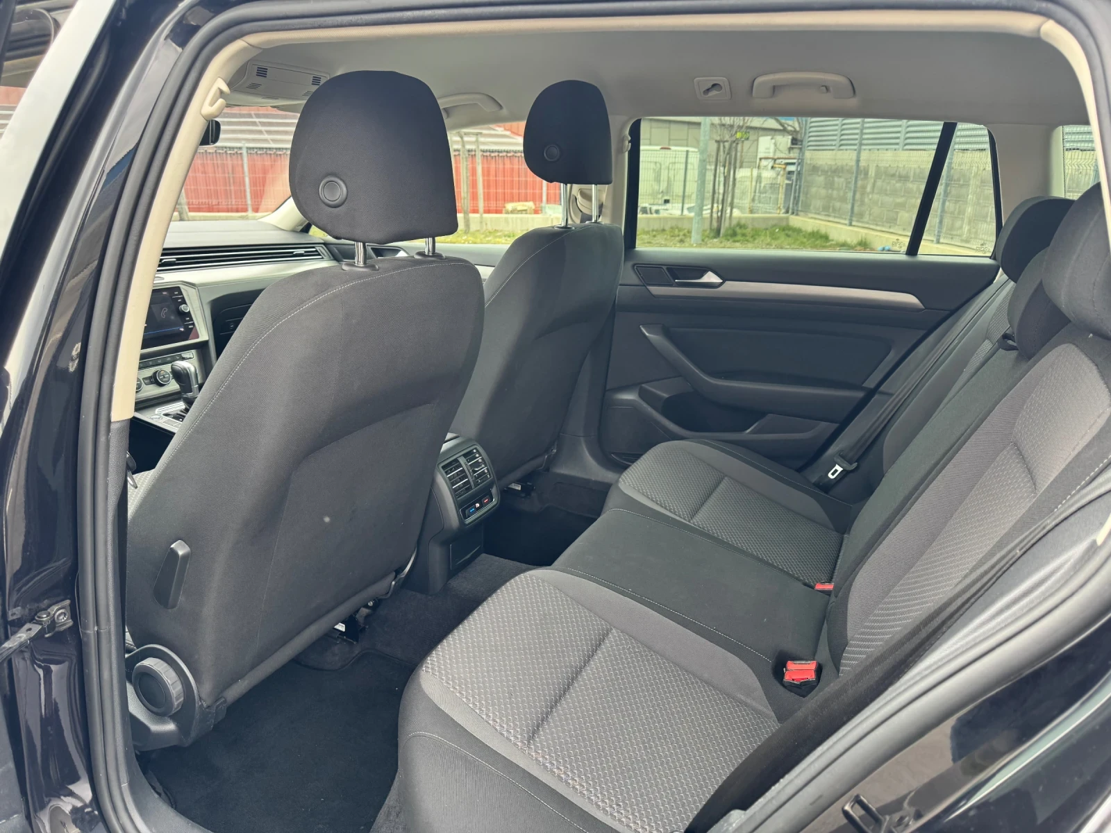 VW Passat 2.0-150к.с, снимка 7 - Автомобили и джипове - 53991789