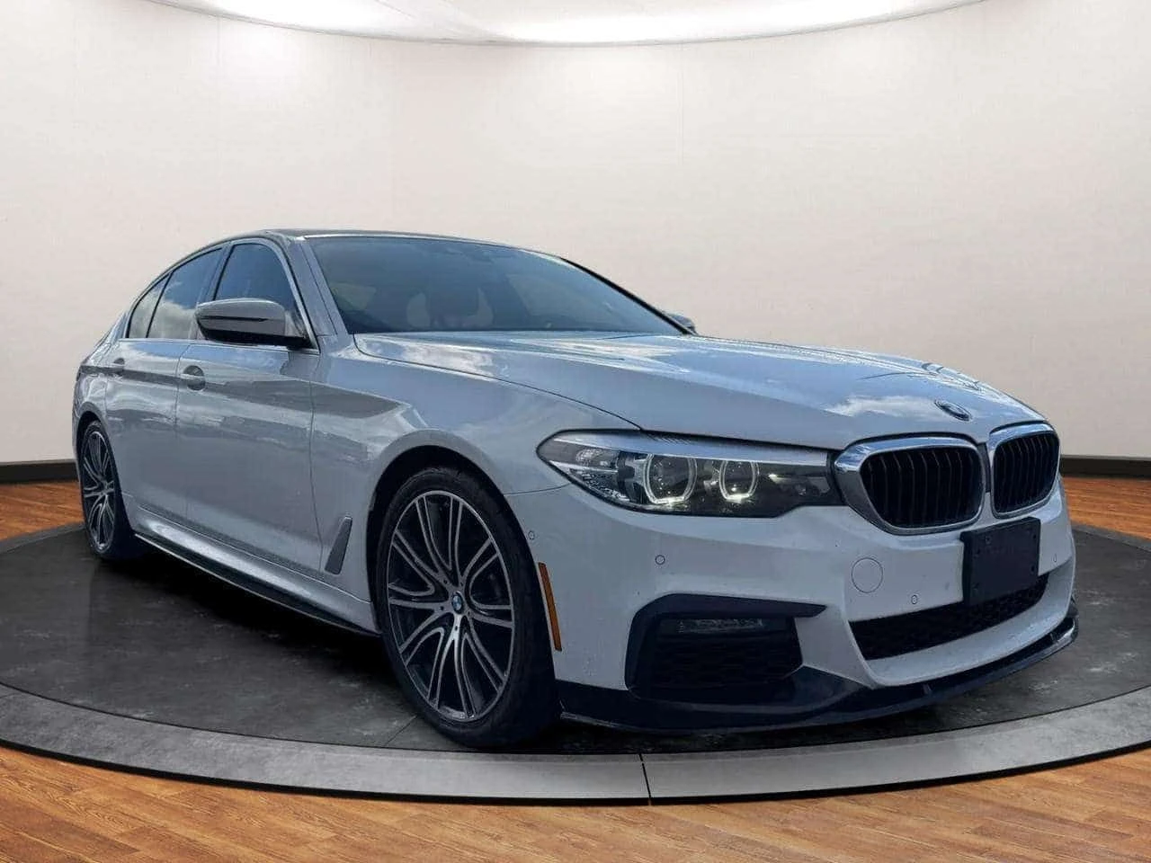 BMW 540 * xDrive * CARFAX * Фиксирана цена до България * *, снимка 6 - Автомобили и джипове - 54207814