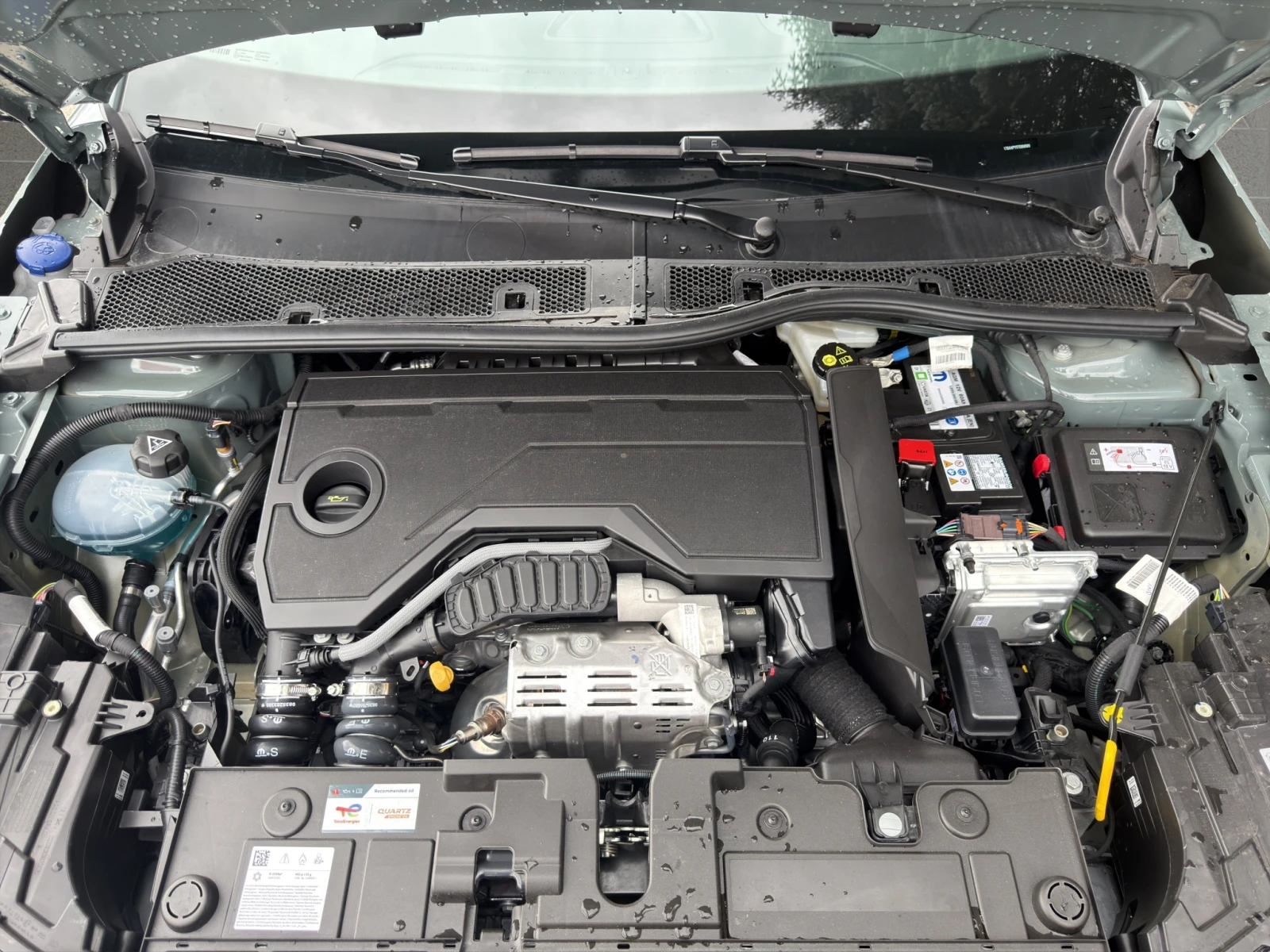 Citroen C4 MCA BUSINESS HYBRID 145 Гаранция до 04.2031 г., снимка 14 - Автомобили и джипове - 54213477