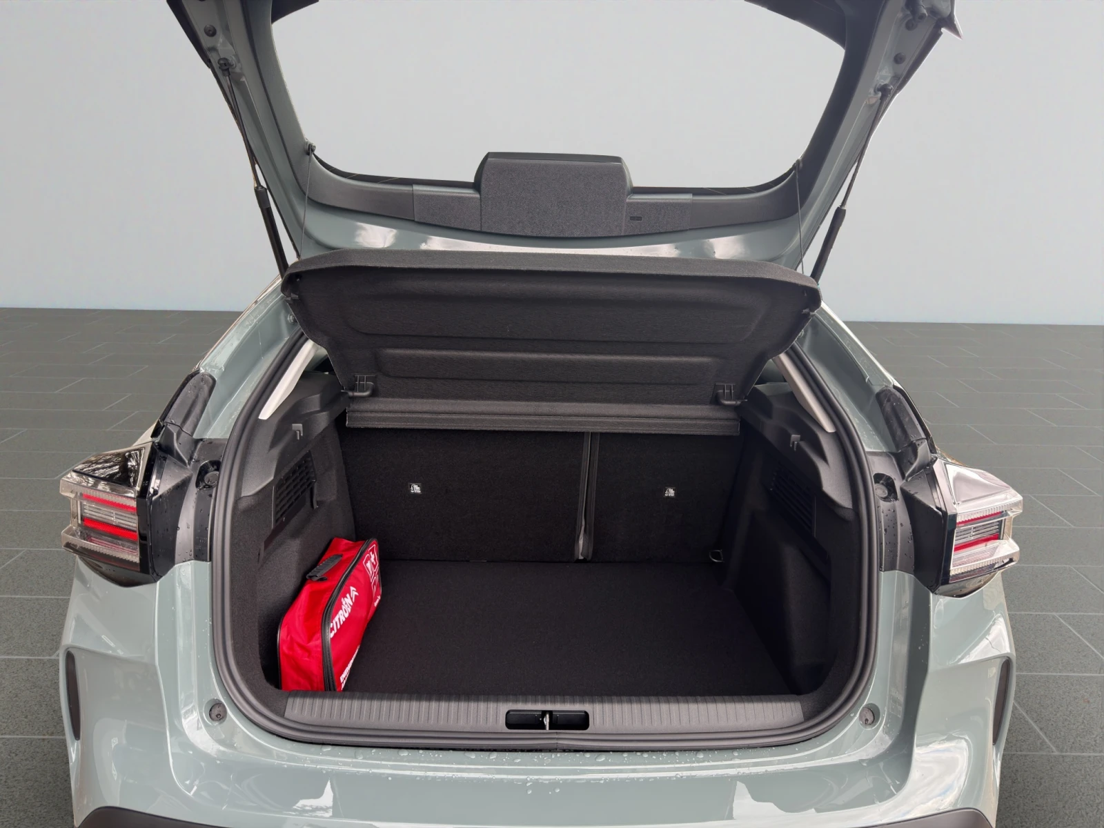 Citroen C4 MCA BUSINESS HYBRID 145 Гаранция до 04.2031 г., снимка 13 - Автомобили и джипове - 54213477