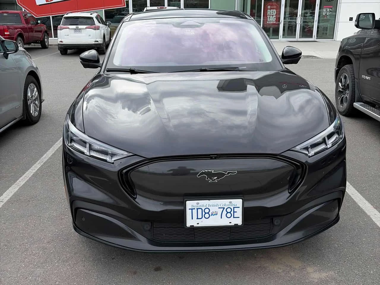 Ford Mustang Mach-E * Premium* 2 �����* PANO* KEYLESS* �������*  | Mobile.bg � ����������� 6