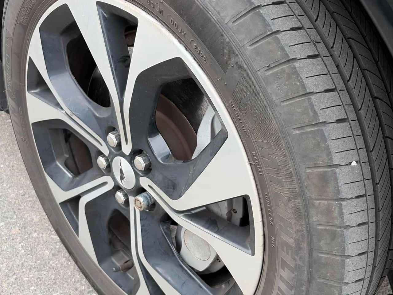 Ford Mustang Mach-E * Premium* 2 �����* PANO* KEYLESS* �������*  | Mobile.bg � ����������� 7