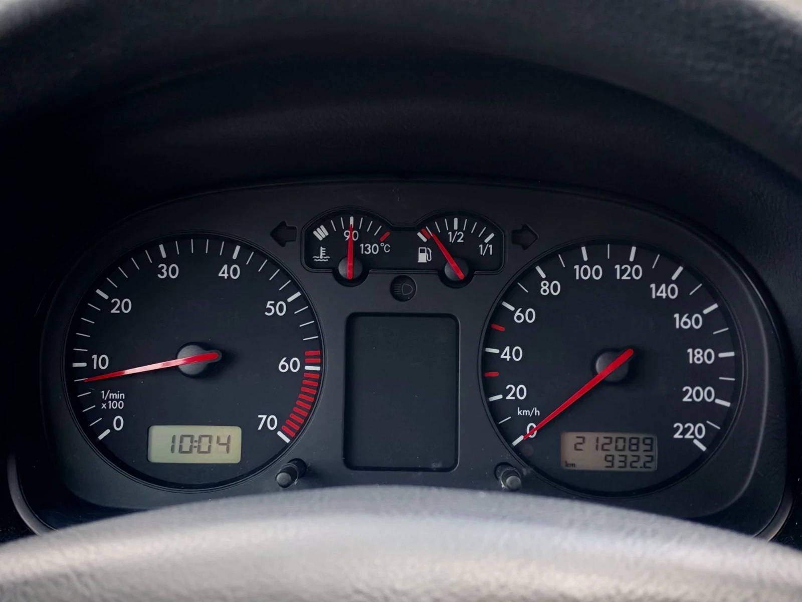 VW Golf 1.4I 16V(75)* КЛИМАТИК* НОВ ВНОС* , снимка 15 - Автомобили и джипове - 54399080