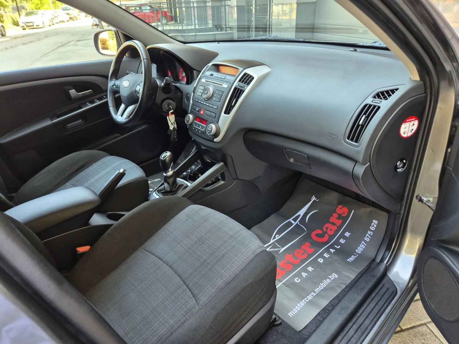 Kia Ceed 1.6# Face#, снимка 10 - Автомобили и джипове - 54869233