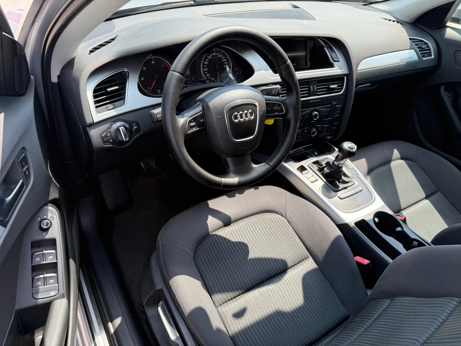 Audi A4 2.0TDI quattro 170к.с.  !!!100% РЕАЛНИ КИЛОМЕТРИ!!, снимка 10 - Автомобили и джипове - 55067687