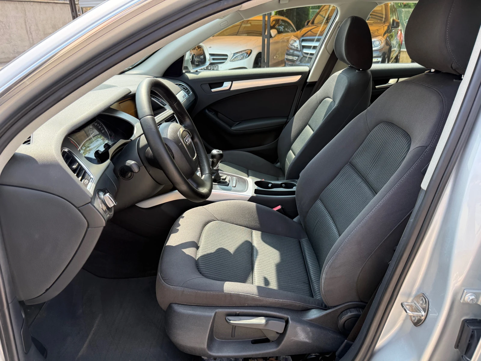 Audi A4 2.0TDI quattro 170к.с.  !!!100% РЕАЛНИ КИЛОМЕТРИ!!, снимка 9 - Автомобили и джипове - 55067687