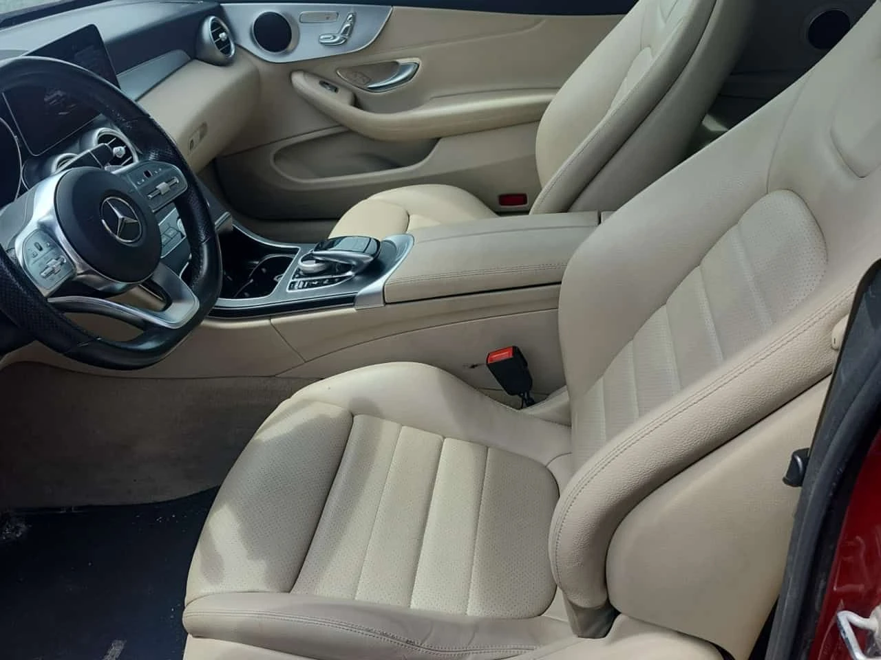 Mercedes-Benz C 300 4MATIC / ПОДГРЕВИ / ПАНОРАМА / ПРЕДСТАВИТЕЛСТВО, снимка 7 - Автомобили и джипове - 55233750