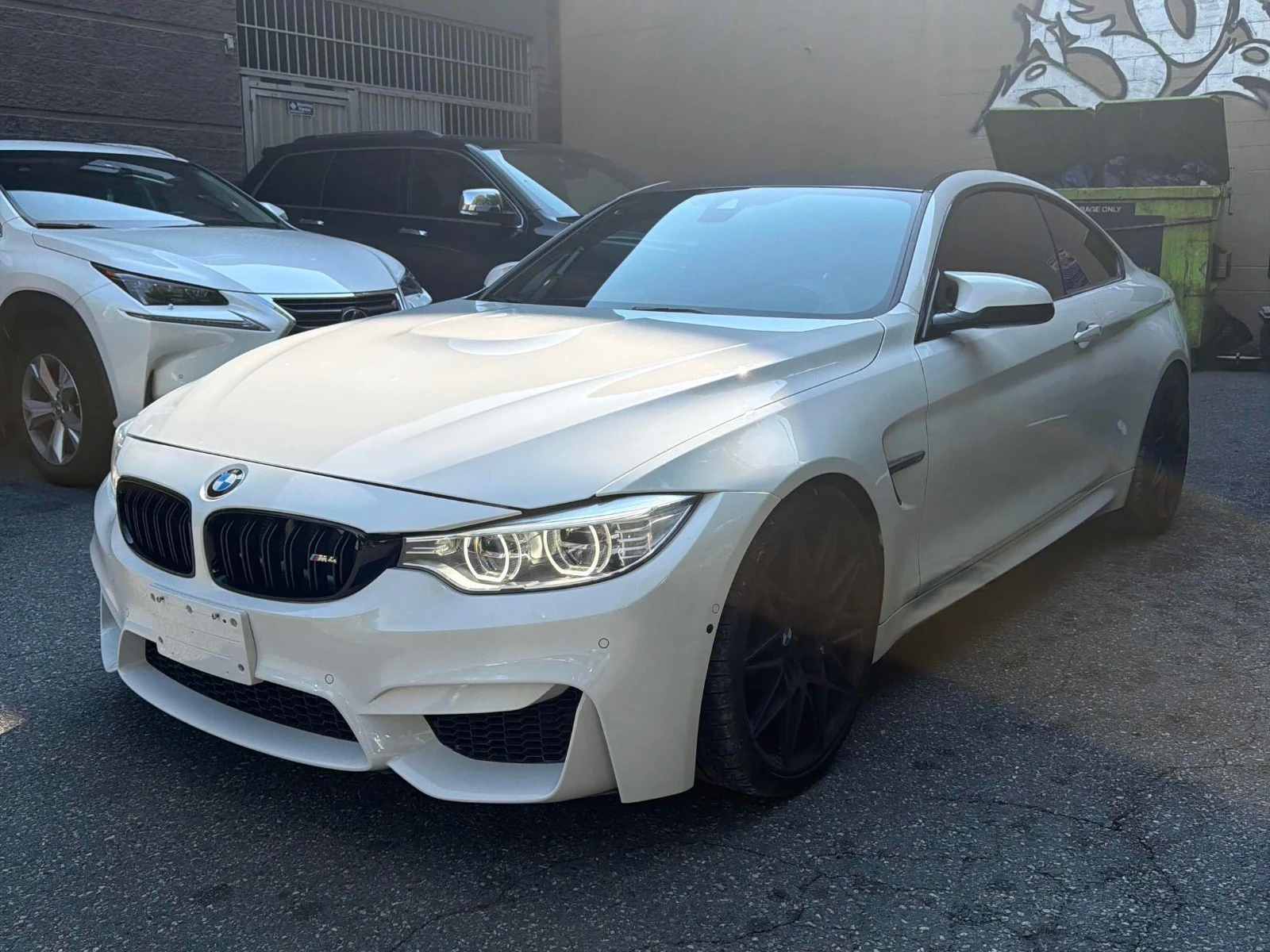 BMW M4 DCT* HARMAN KARDON* КОЖА* ПОДГРЕВ* КАМЕРА* 