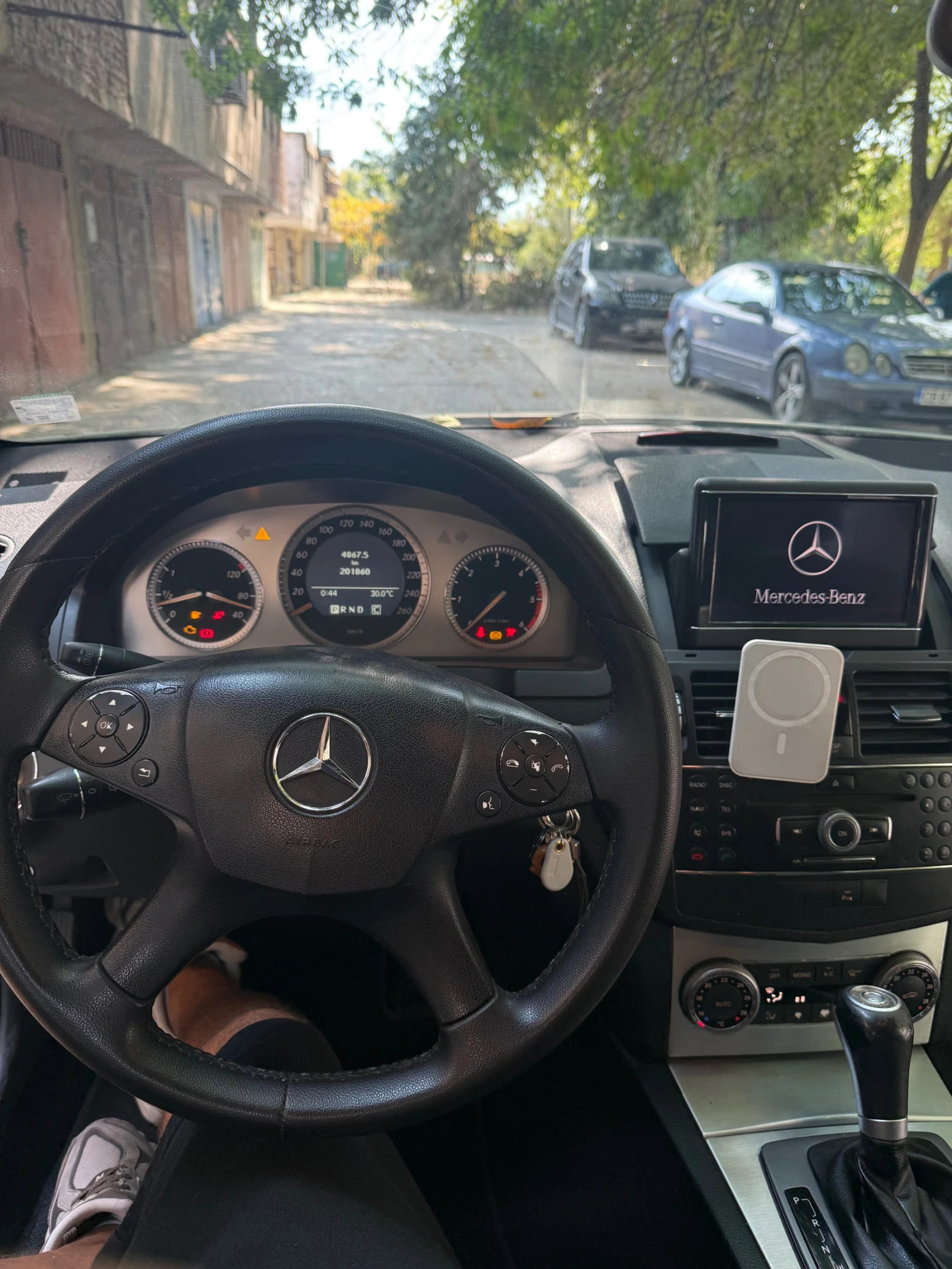 Mercedes-Benz C 220 Avantgarde, снимка 13 - Автомобили и джипове - 56048610