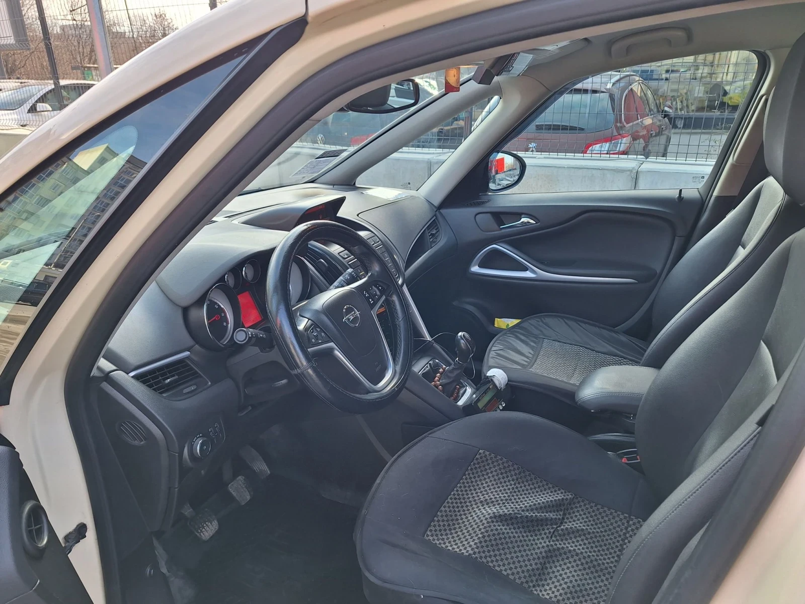 Opel Zafira, снимка 9 - Автомобили и джипове - 56166843