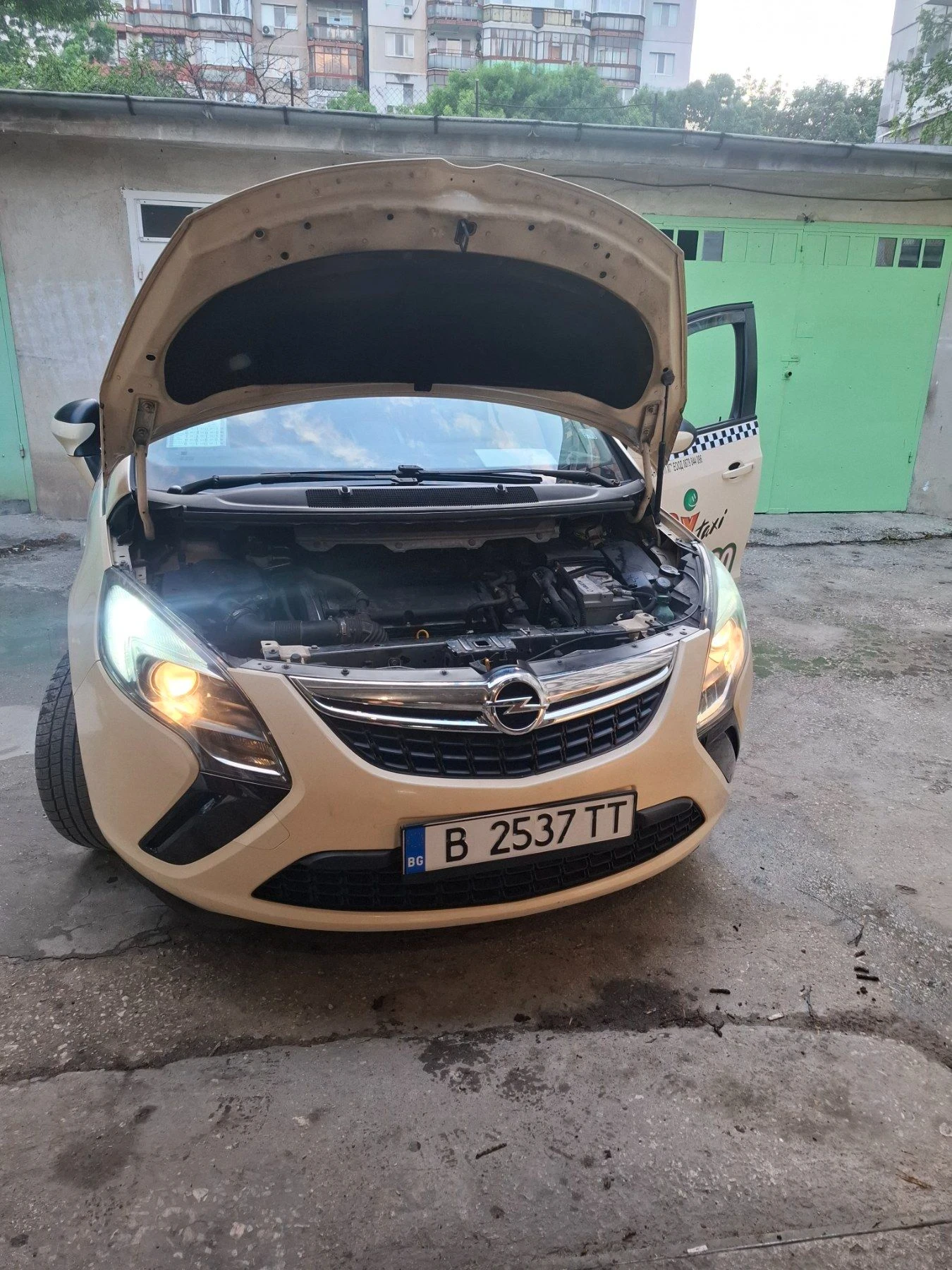 Opel Zafira