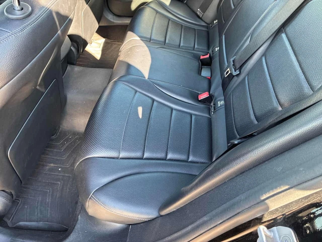 Mercedes-Benz C 300 * CARFAX * ����� �� ����������� | Mobile.bg � ����������� 12