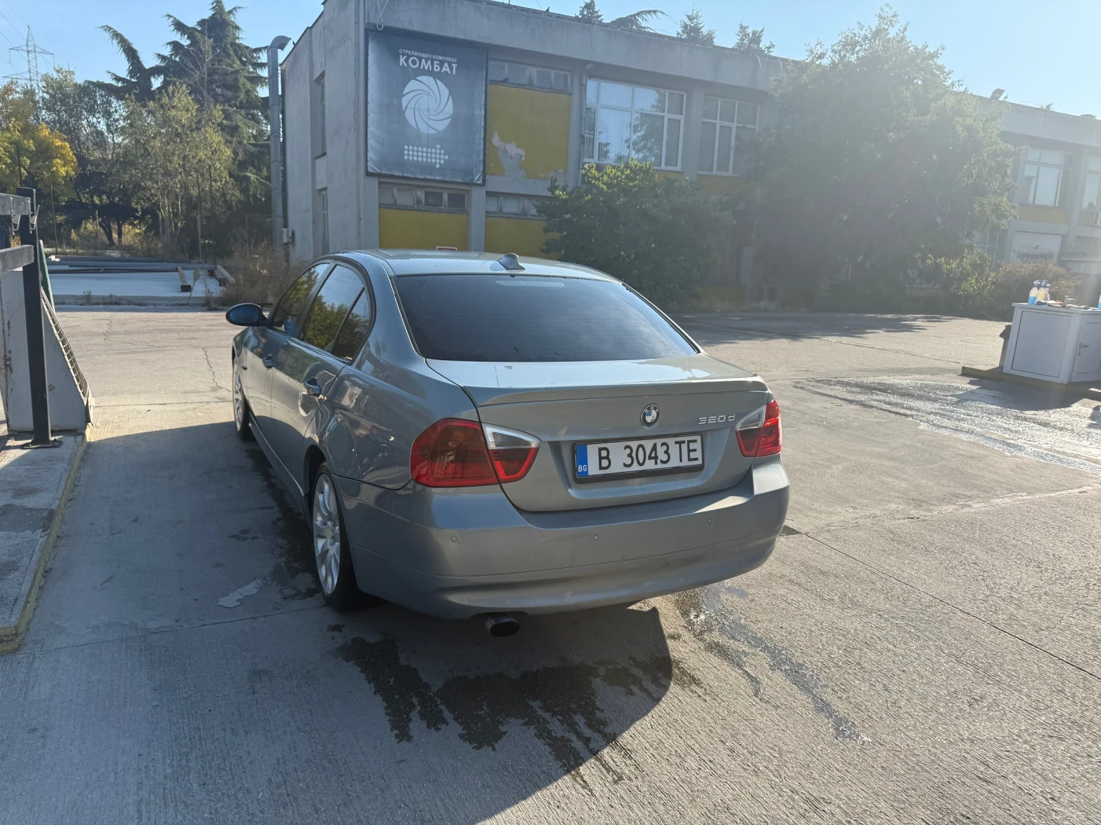 BMW 320, снимка 3 - Автомобили и джипове - 56428833