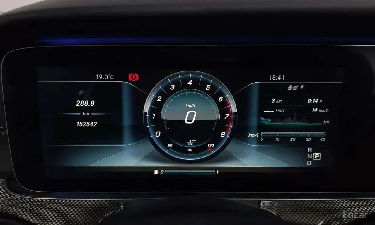 Mercedes-Benz E 300, снимка 8 - Автомобили и джипове - 56736962