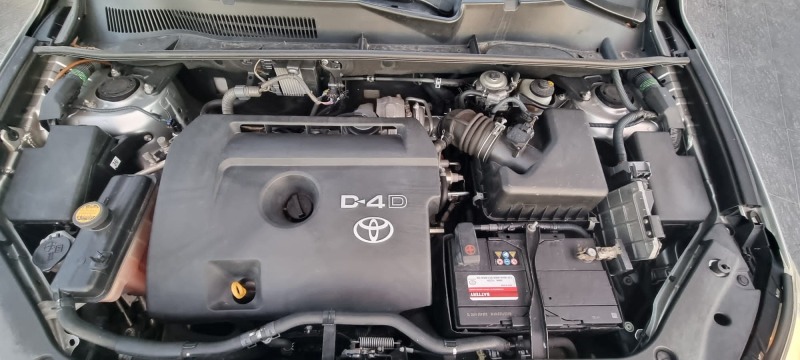 Toyota Rav4 CROSSOVER 2.2 D4D, снимка 12 - Автомобили и джипове - 43770972