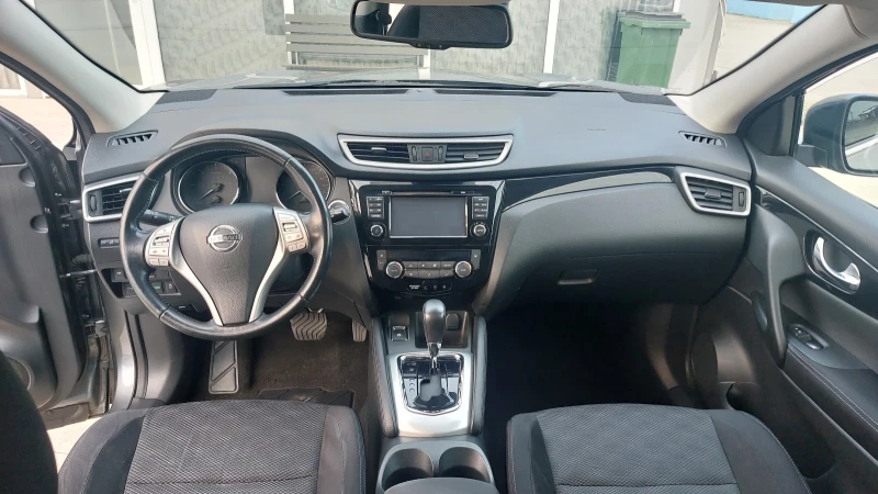 Nissan Qashqai 1.6dci, снимка 10 - Автомобили и джипове - 48774232