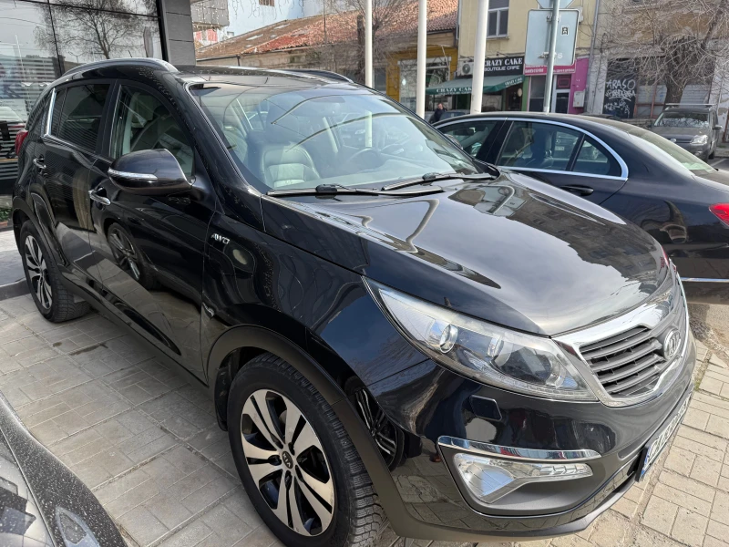 Kia Sportage, снимка 3 - Автомобили и джипове - 49436331