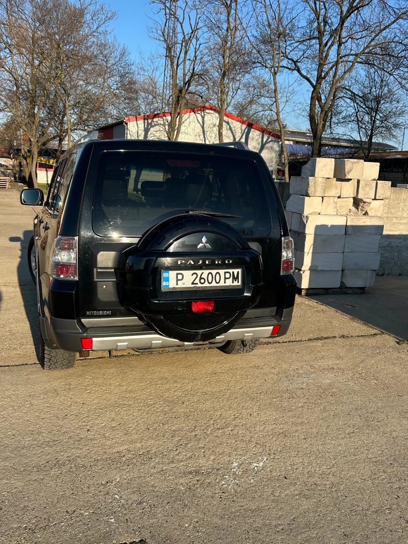 Mitsubishi Pajero, снимка 3 - Автомобили и джипове - 52086973