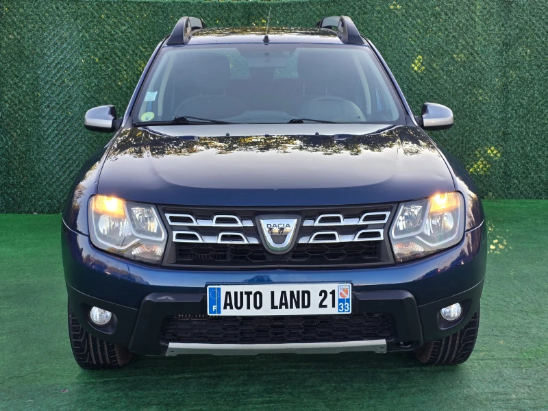 Dacia Duster 1.5dci* 110кс* 155000км* НАВИГАЦИЯ* КАМЕРА, снимка 2 - Автомобили и джипове - 52128037