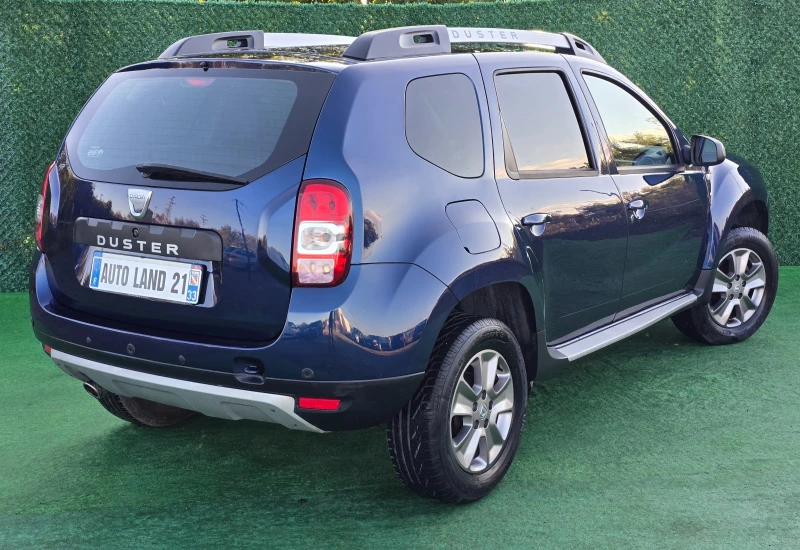 Dacia Duster 1.5dci* 110кс* 155000км* НАВИГАЦИЯ* КАМЕРА, снимка 5 - Автомобили и джипове - 52128037
