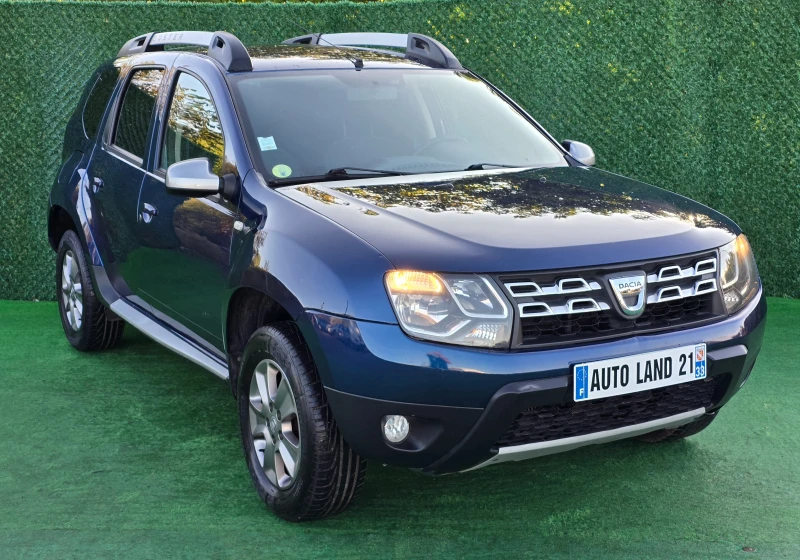 Dacia Duster 1.5dci* 110кс* 155000км* НАВИГАЦИЯ* КАМЕРА, снимка 3 - Автомобили и джипове - 52128037