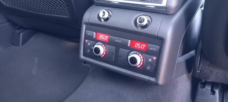 Audi Q7, снимка 10 - Автомобили и джипове - 53133213