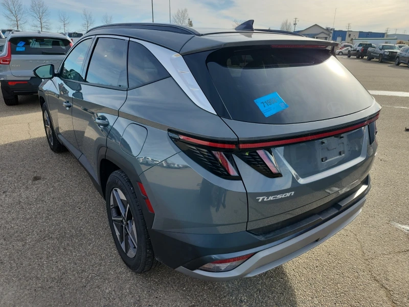 Hyundai Tucson 2.5I| CARFAX| PANORAMA| ПОДГРЕВ| ОБДУХВАНЕ| 2КЛЮЧА, снимка 4 - Автомобили и джипове - 53353951