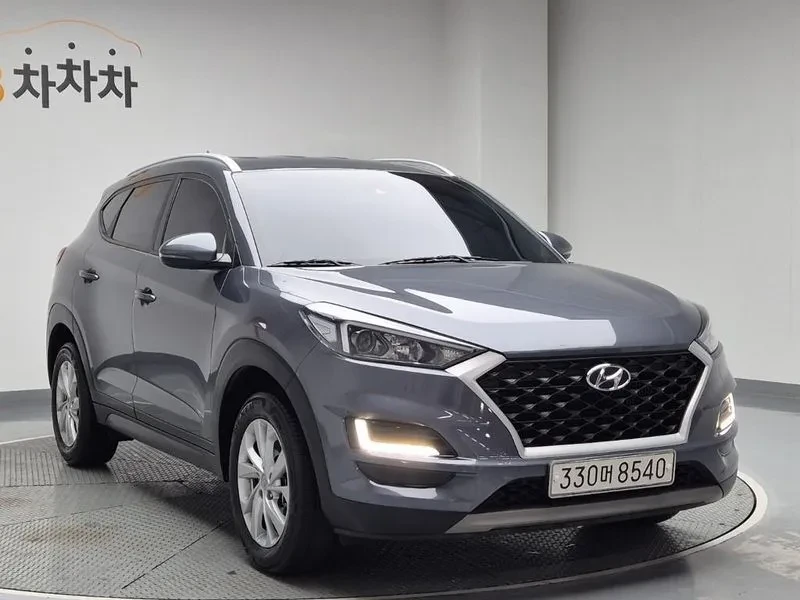Hyundai Tucson Diesel 1.6 2Wd Modern, снимка 8 - Автомобили и джипове - 56304446