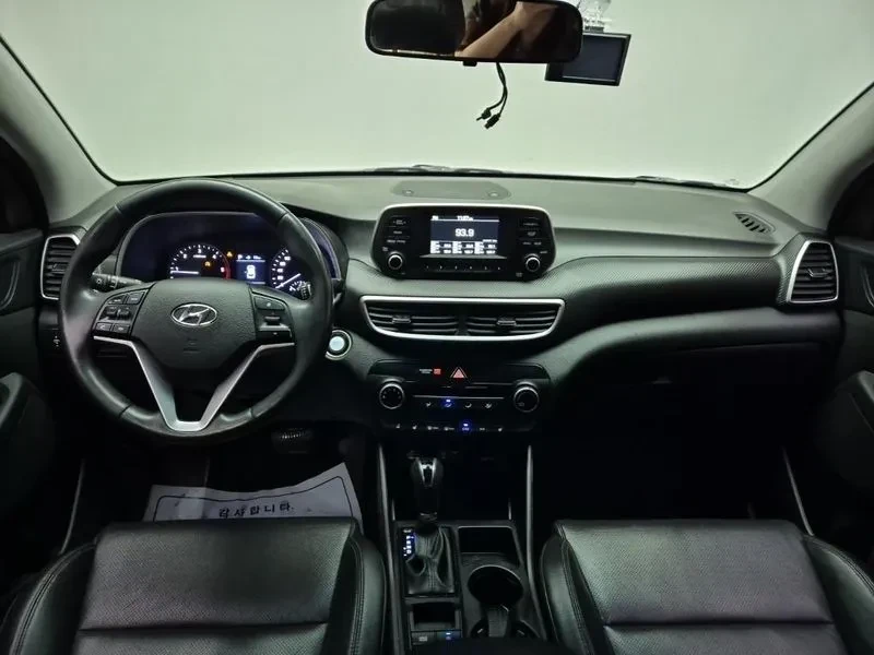 Hyundai Tucson Diesel 1.6 2Wd Modern, снимка 14 - Автомобили и джипове - 56304446