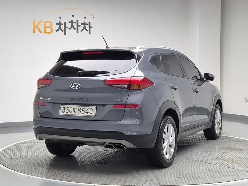 Hyundai Tucson Diesel 1.6 2Wd Modern, снимка 6 - Автомобили и джипове - 56304446