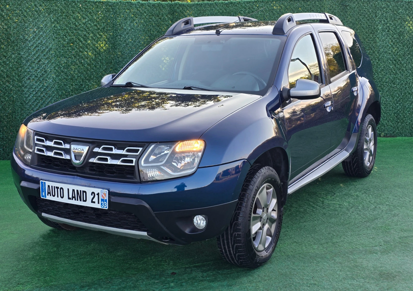 Dacia Duster 1.5dci* 110кс* 155000км* НАВИГАЦИЯ* КАМЕРА, снимка 1