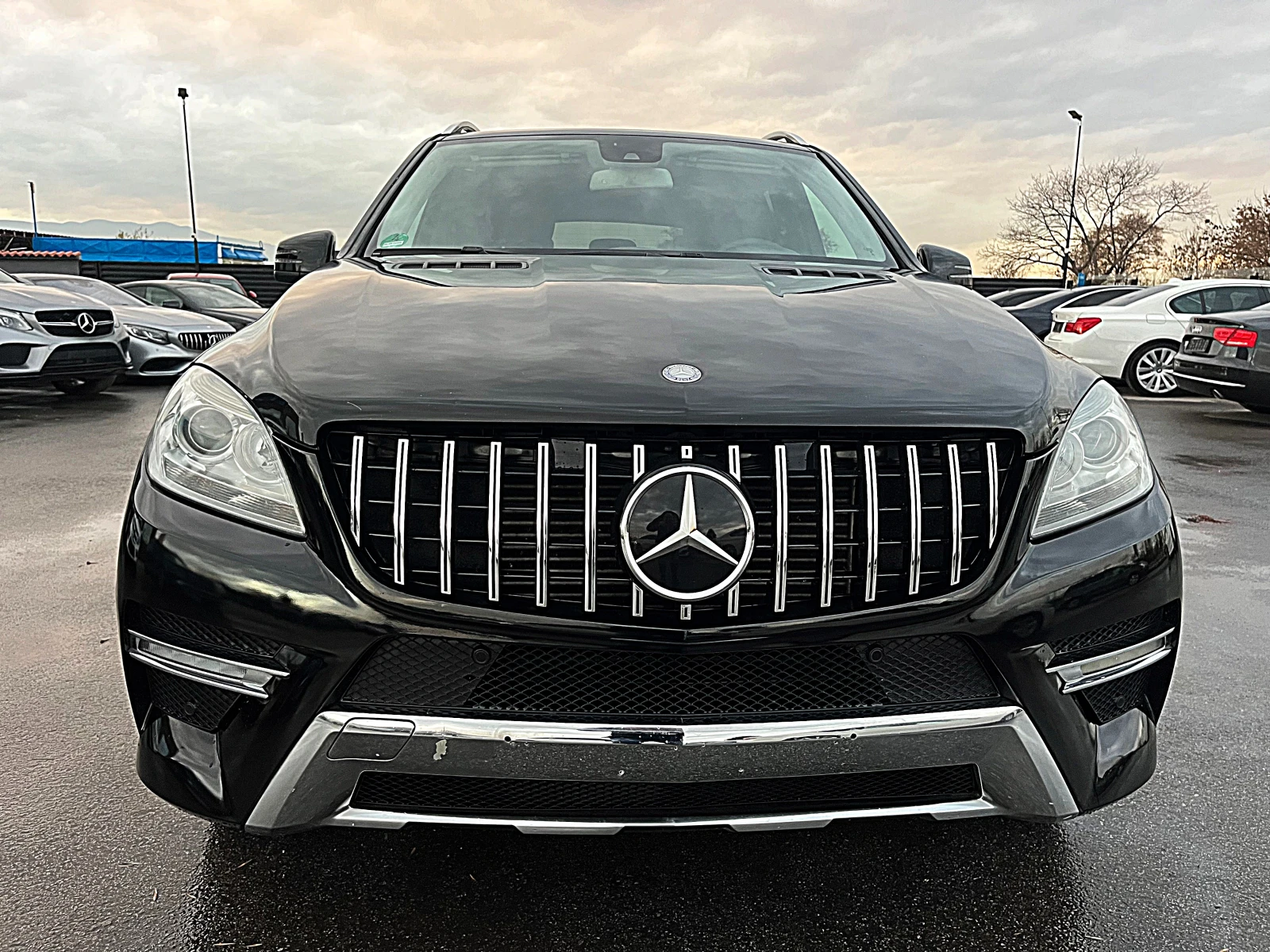 Mercedes-Benz ML 350 AMG OPTIK-DISTRONIK-HARMAN KARDON-OFFROAD-ГЕРМАНИЯ - [1] 