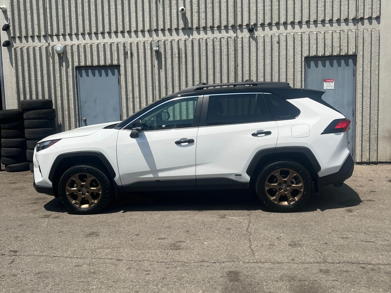 Toyota Rav4 2025 Hybrid Woodland AWD * АВТО КРЕДИТ*  - изображение 3