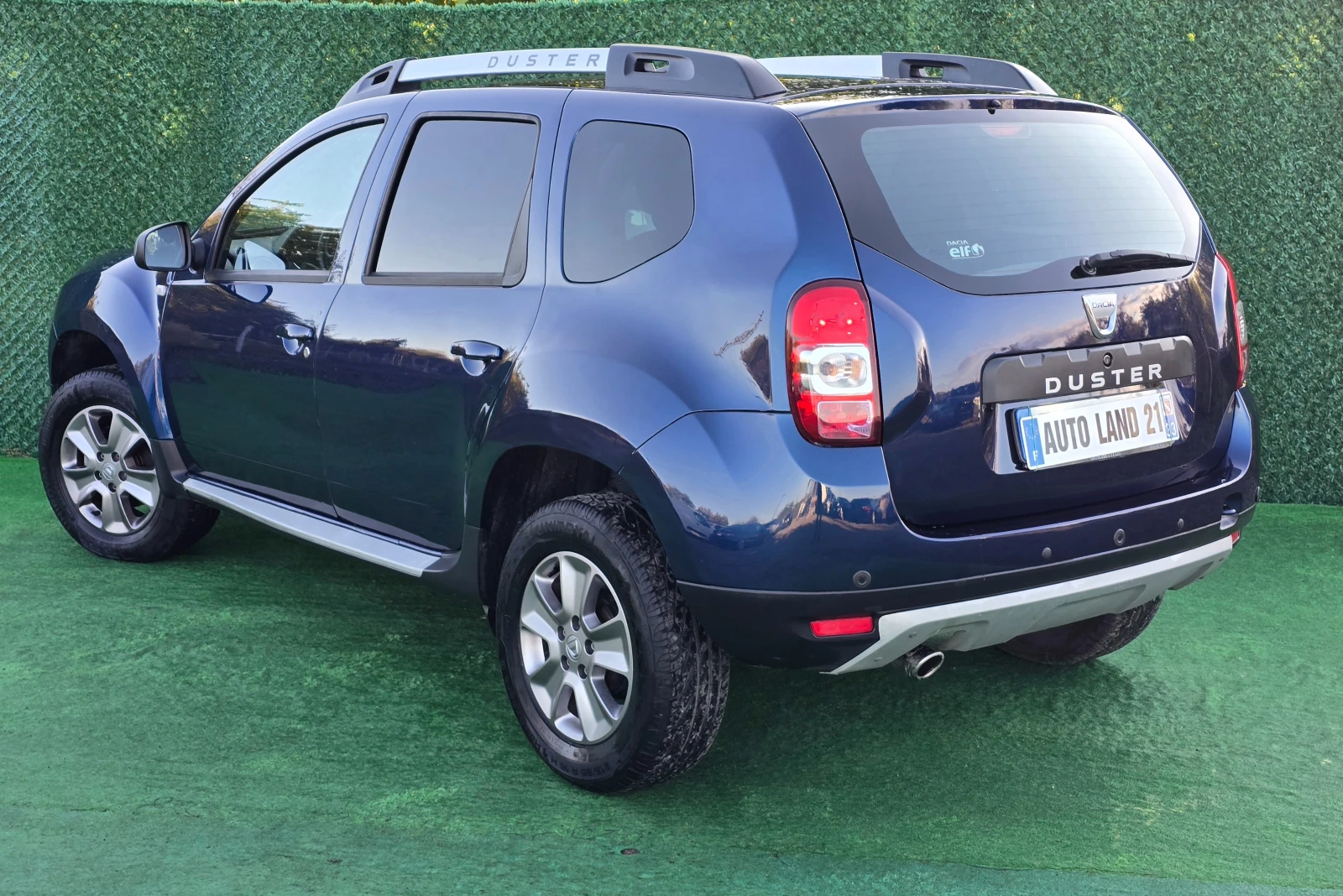 Dacia Duster 1.5dci* 110ксFACE LIFT* НАВИГАЦИЯ* КАМЕРА - изображение 7