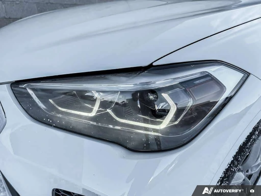 BMW X1 * xDrive28i * М СПОРТ * ПОДГРЕВИ * КАМЕРА - изображение 7