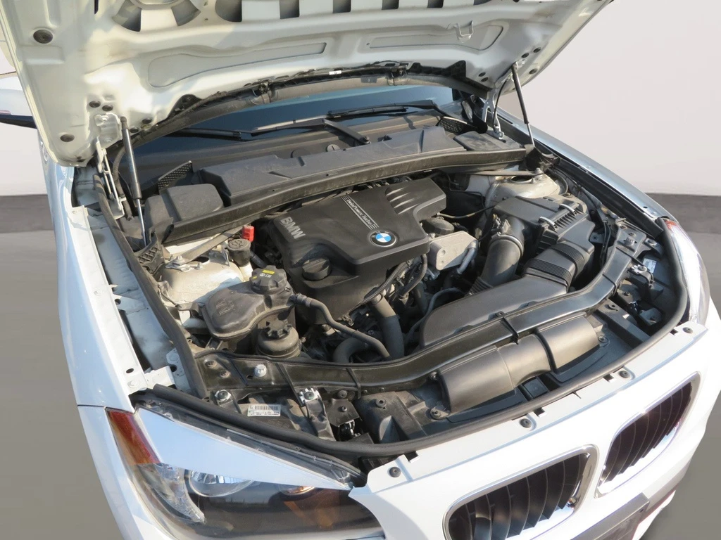 BMW X1 * * CARFAX * * АВТО КРЕДИТ * * , снимка 15 - Автомобили и джипове - 54001598