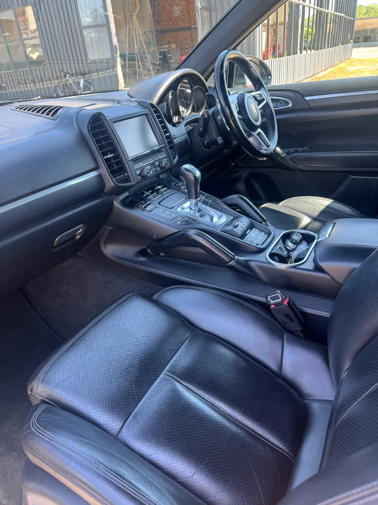 Porsche Cayenne 3.0d., снимка 6 - Автомобили и джипове - 55703043