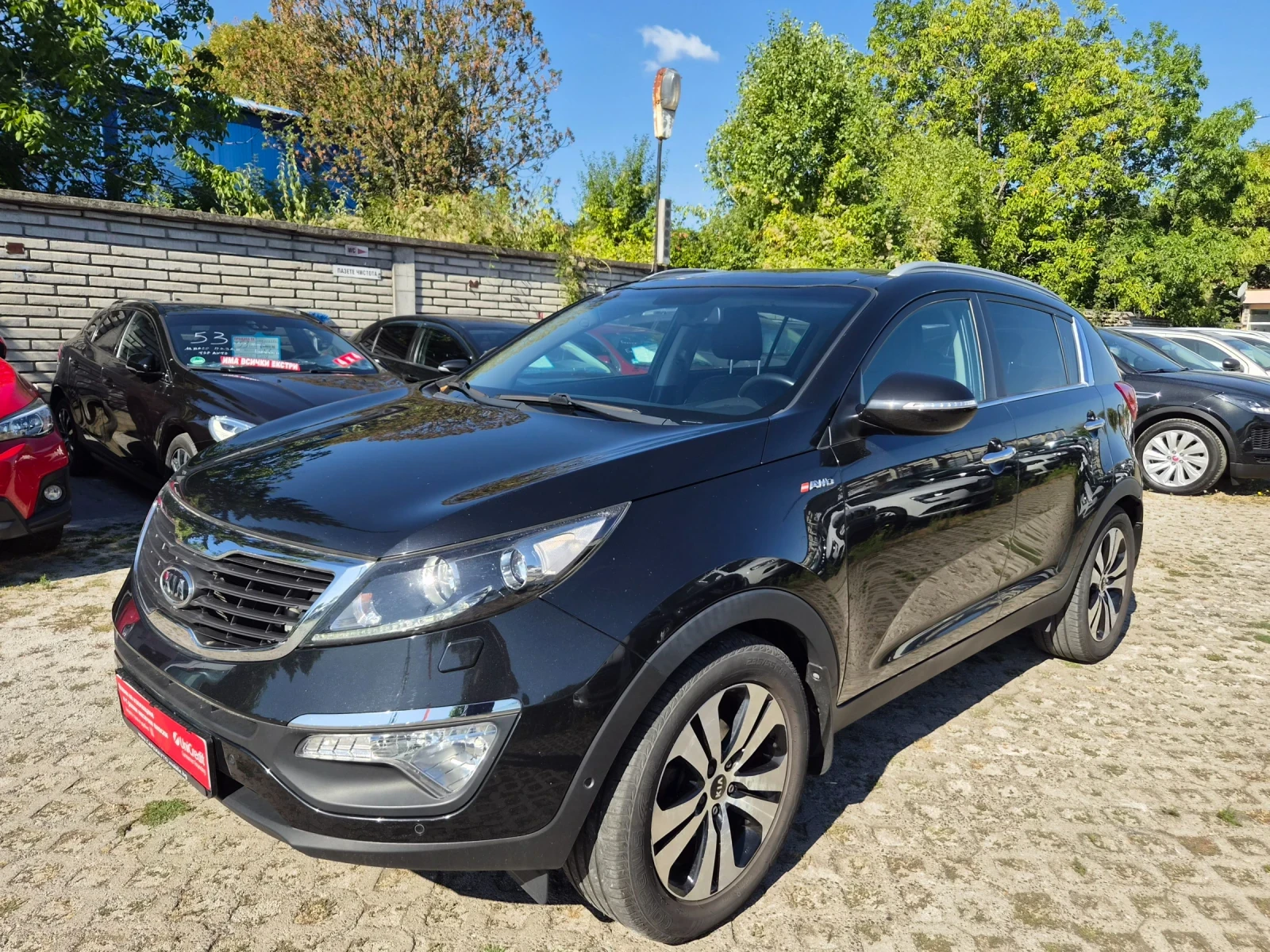 Kia Sportage 4x4-AUT-NAVI-KAMERA-PANORAMA