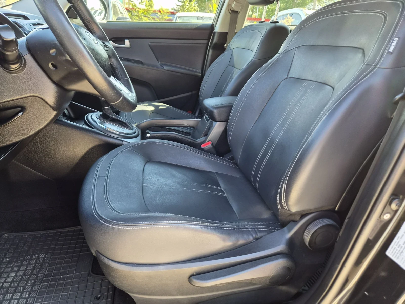 Kia Sportage 4x4-AUT-NAVI-KAMERA-PANORAMA, снимка 8 - Автомобили и джипове - 56067213