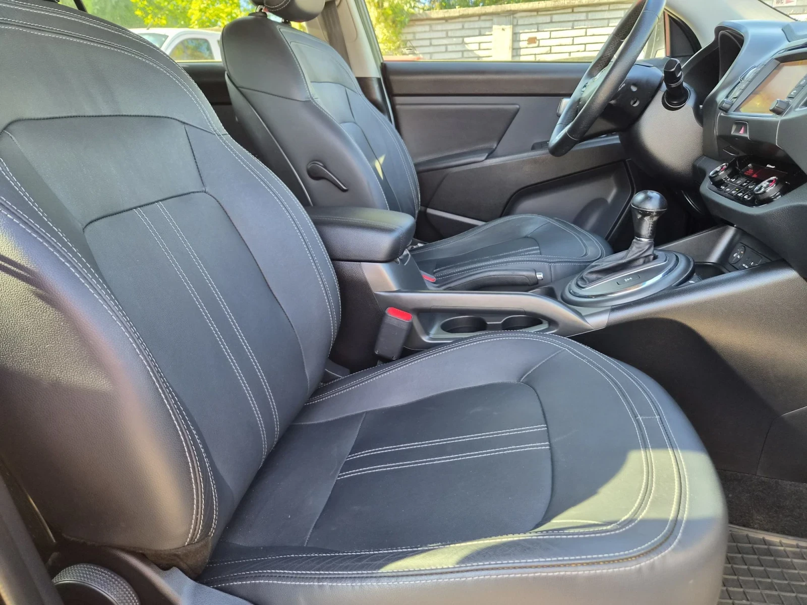 Kia Sportage 4x4-AUT-NAVI-KAMERA-PANORAMA, снимка 15 - Автомобили и джипове - 56067213