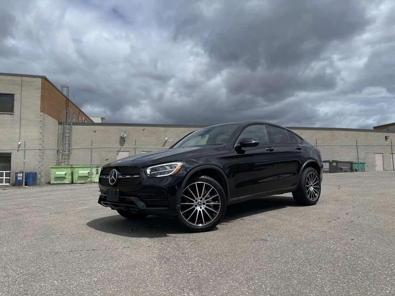 Mercedes-Benz GLC 300 4MATIC | AMG Pkg | Driving Assistance  CARF