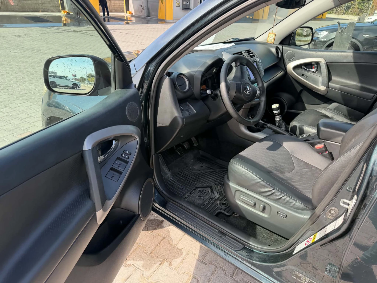 Toyota Rav4, снимка 5 - Автомобили и джипове - 56523201