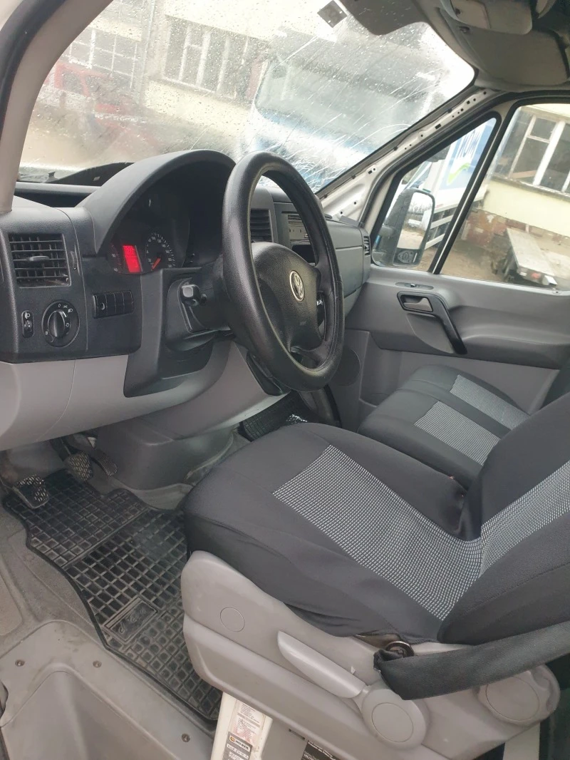 VW Crafter 2.5 TDI 136 PS, снимка 7 - Бусове и автобуси - 43130307