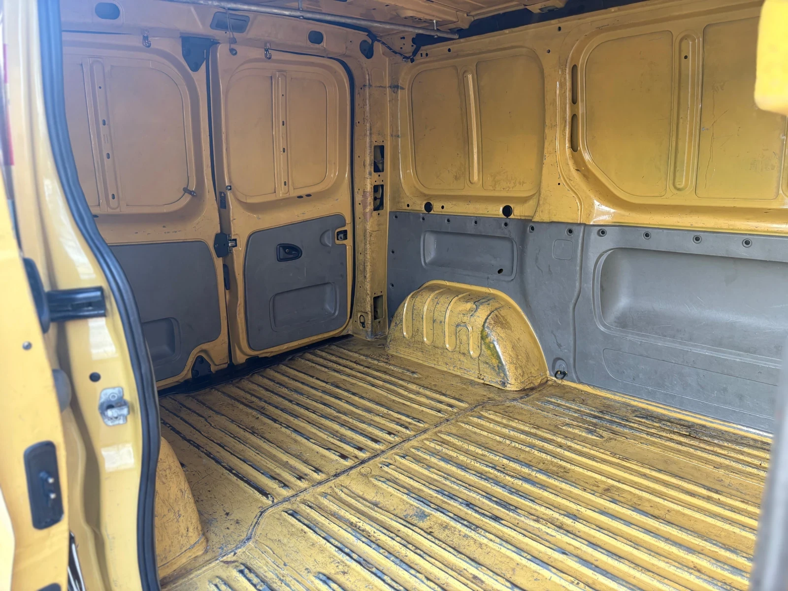 Renault Trafic КЛИМА/185000км!!! - изображение 9