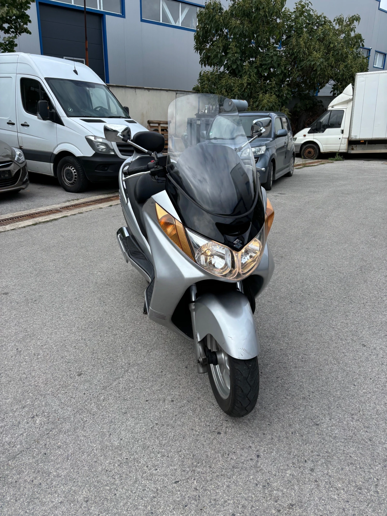 Suzuki Burgman 400i - изображение 9