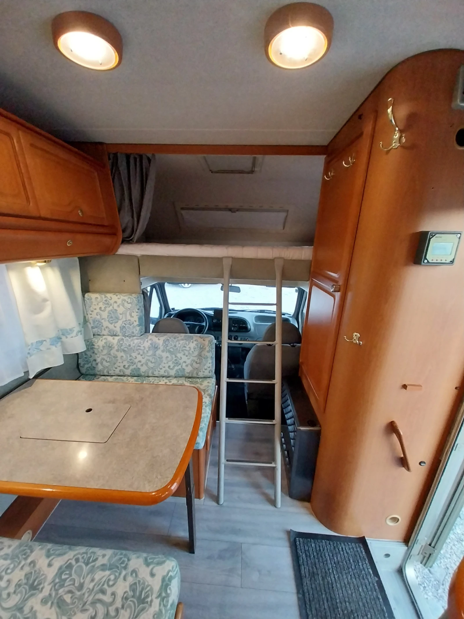 Кемпер Ford Elnagh/2.5TDI-110кс/* Б категория* TOP , снимка 7 - Каравани и кемпери - 53818532